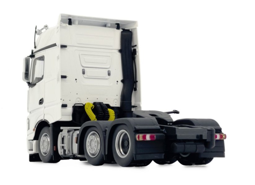 Model tahače Mercedes Benz Actros Bigspace 6x2 Bílá MarGe 132 zadní pohled