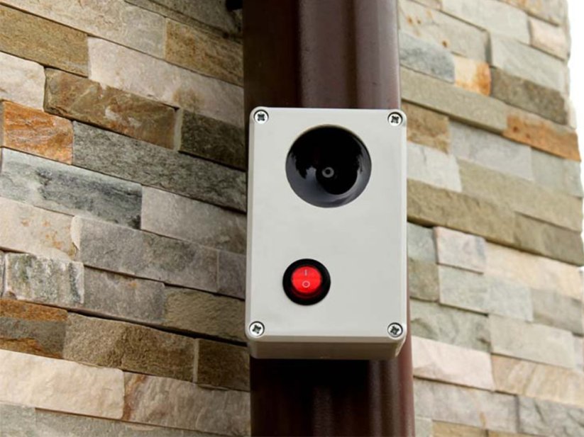 Vodotěsný ultrazvukový plašič na kuny, myši a potkany DRAGON ULTRASONIC H6