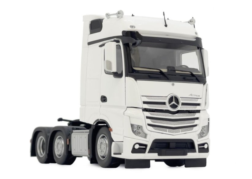 Model tahače Mercedes Benz Actros Bigspace 6x2 Bílá MarGe 132