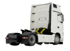 Model tahače Mercedes Benz Actros Gigaspace 4x2 Bílá MarGe 132 zadní pohled