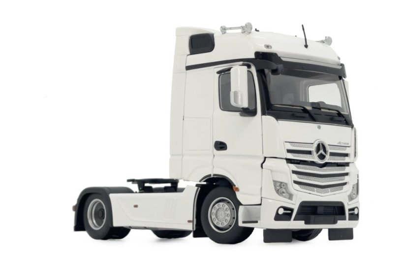 Model tahače Mercedes Benz Actros Bigspace 4x2 Bílá MarGe 132 boční pohled