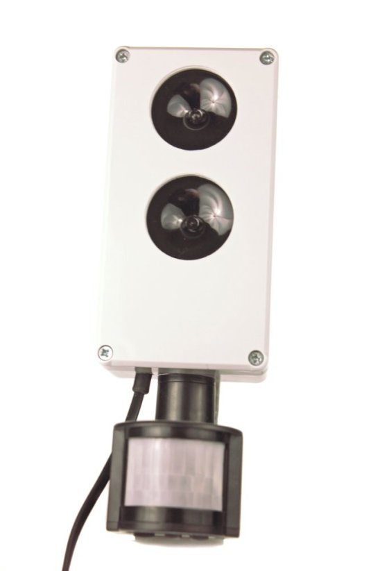 Vodotěsný ultrazvukový plašič na kuny, myši a potkany DRAGON ULTRASONIC E250 2