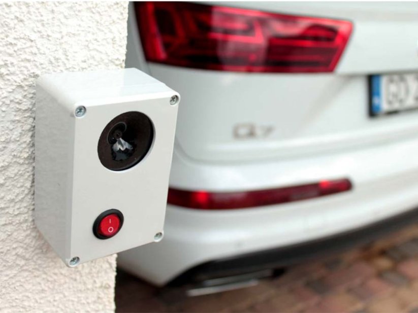 Vodotěsný ultrazvukový plašič na kuny, myši a potkany DRAGON ULTRASONIC H6