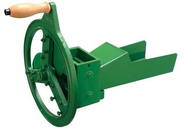 Krouhače řepy a řezačky kopřiv, slámy a kukuřice