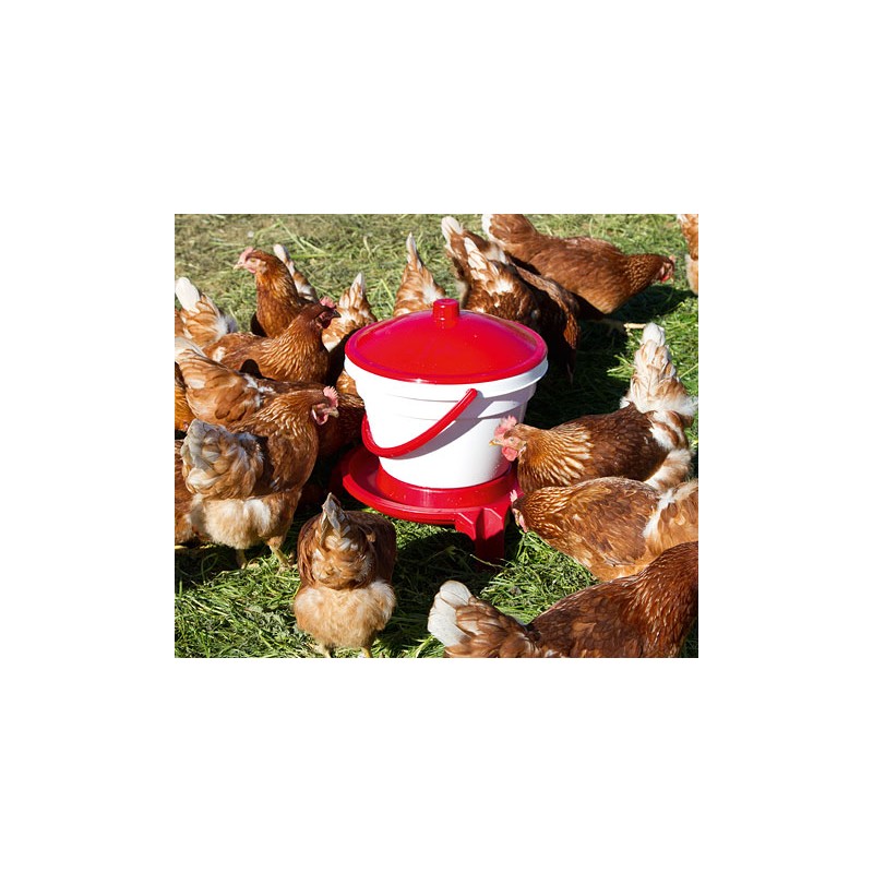 Napájecí kbelík pro drůbež