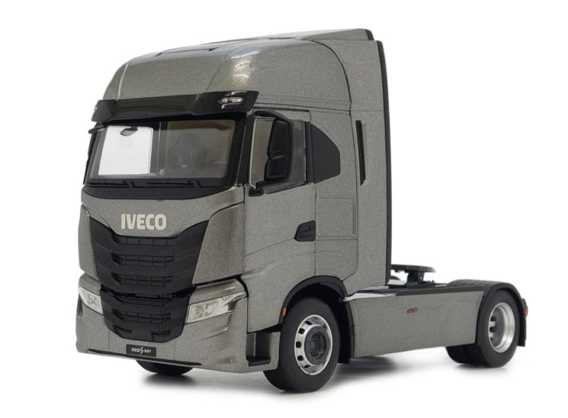 Model tahače Iveco S Way 4x2 tmavě šedá MarGe 132 boční pohled