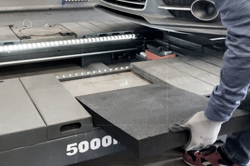 Gumová výplňová podložka 600x450x50 mm