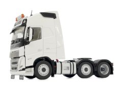 Model tahače Volvo FH5 truck 6x2 Bílá Marge 132
