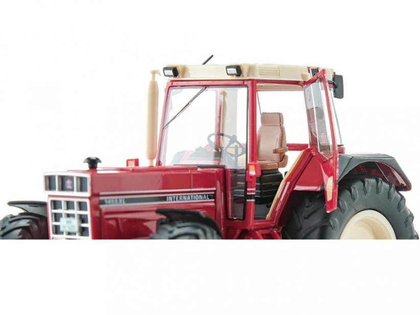 Model traktoru Case IHC 1455 XL Wiking otevírací dveře kabiny